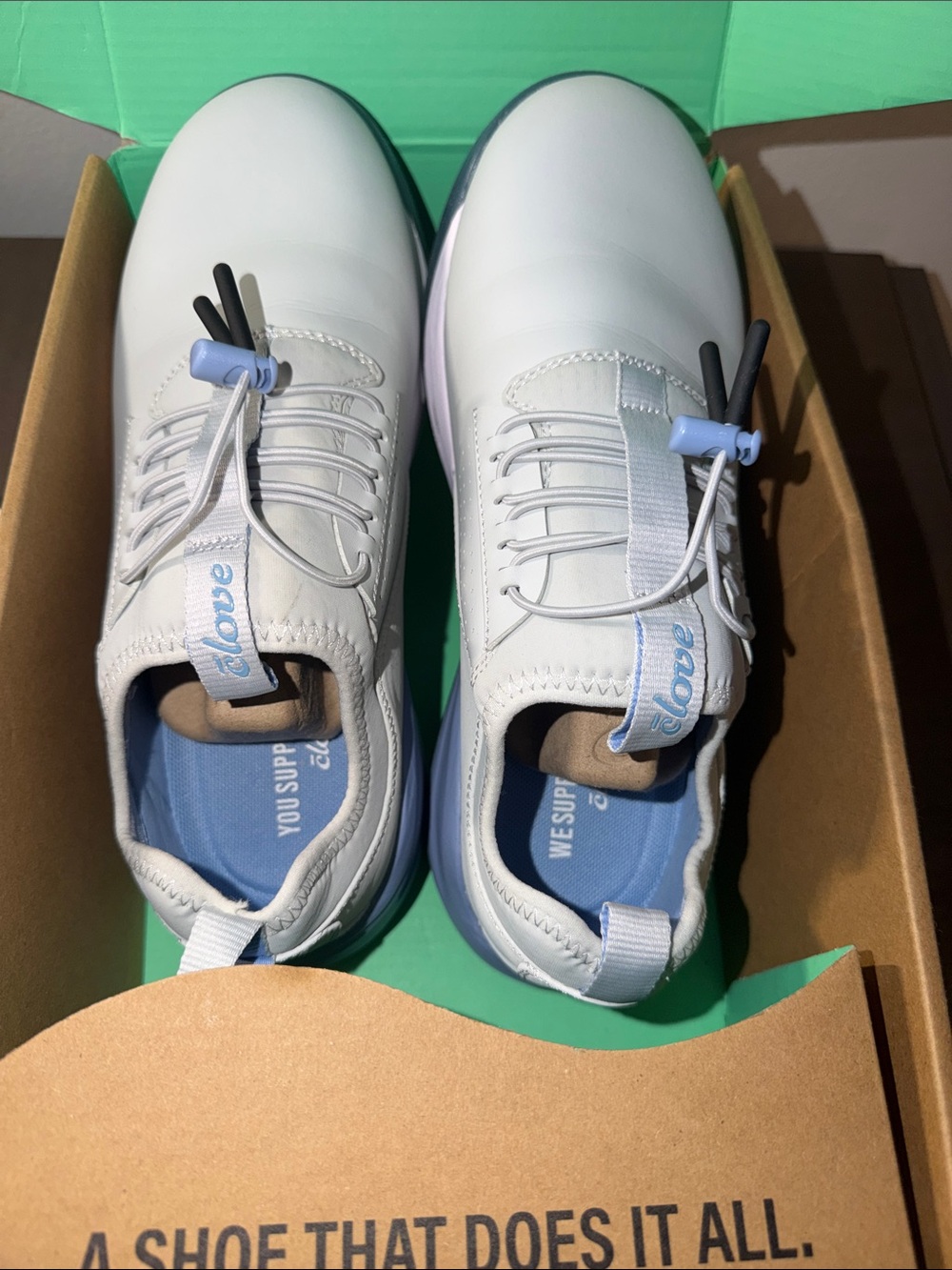 !! CLOVE !! Super Comfy Unisex White & Light Blue Sneakers
